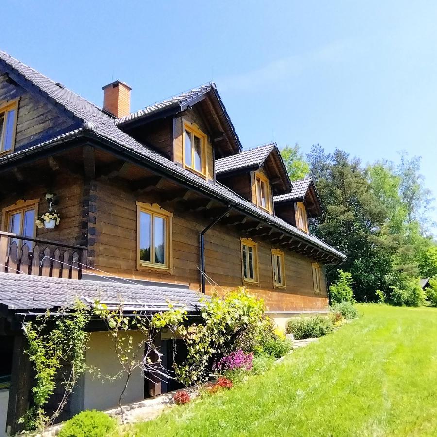 Orlik - Pokoje Goscinne Uscie Gorlickie Buitenkant foto